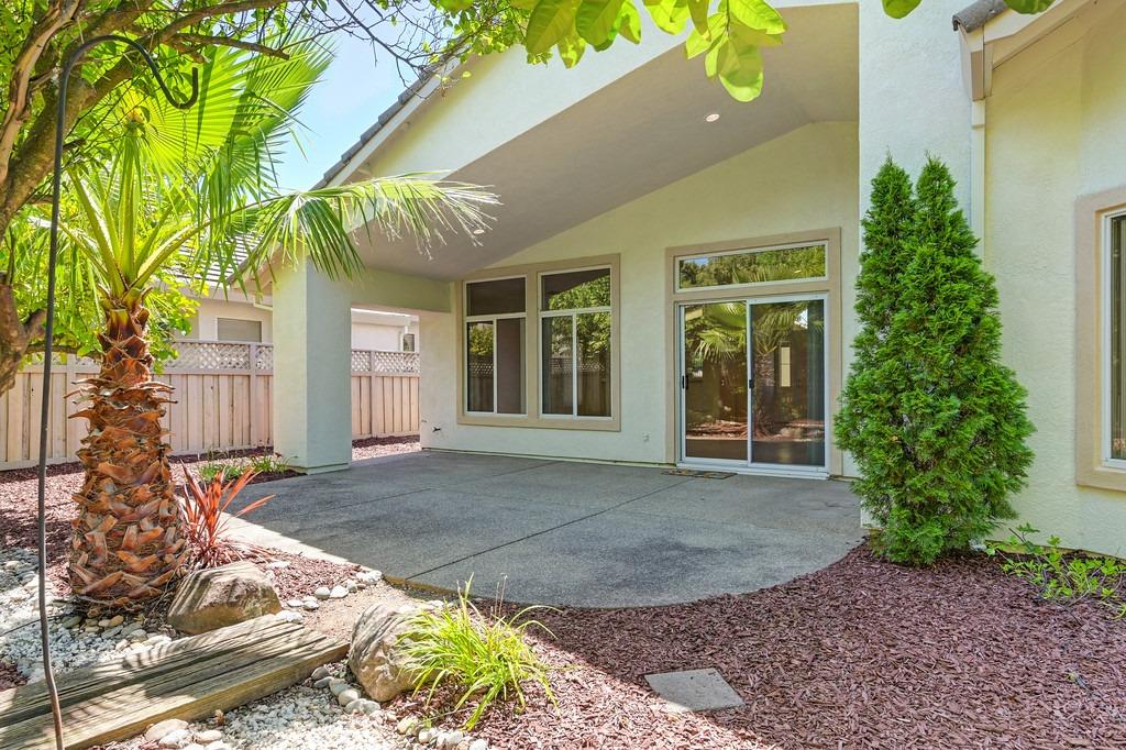 5204 Sugar Pine Loop