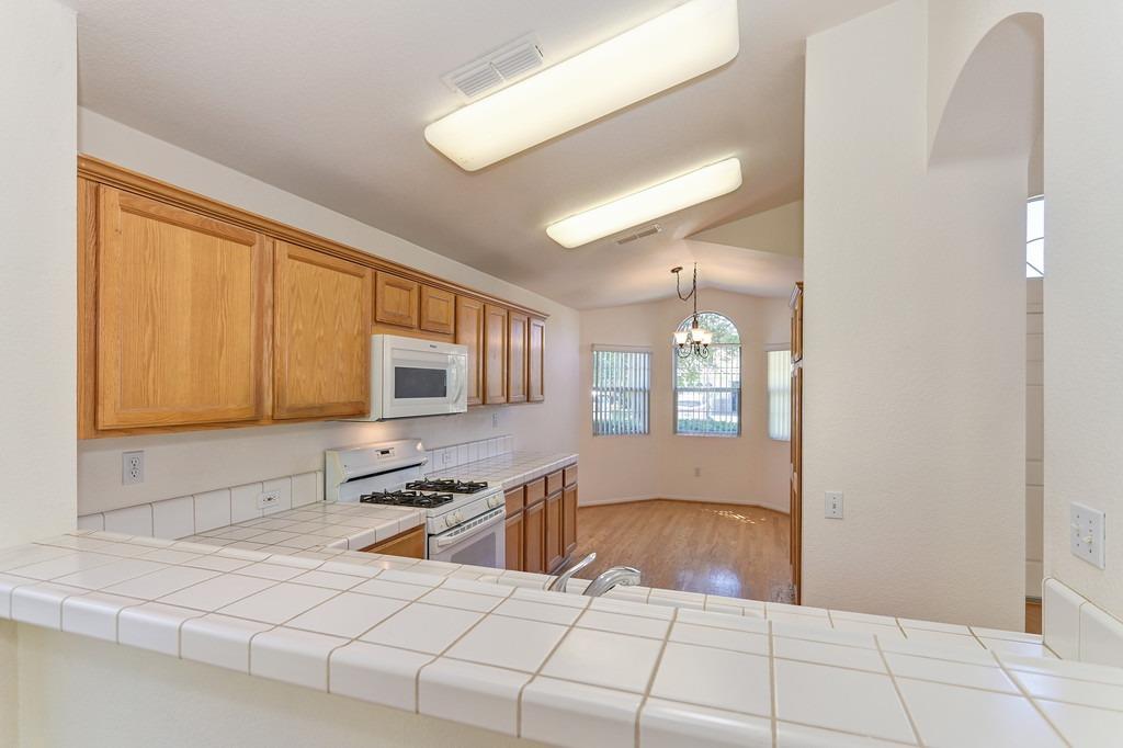 5204 Sugar Pine Loop