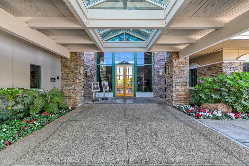 5204 Sugar Pine Loop