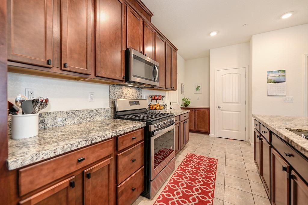 2529 Natomas Crossing Drive
