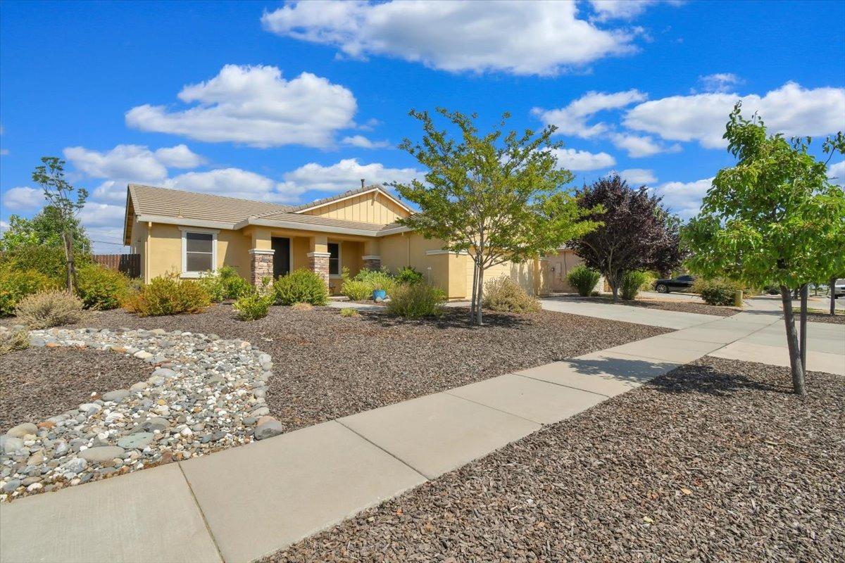 5715 Lochcarron Drive