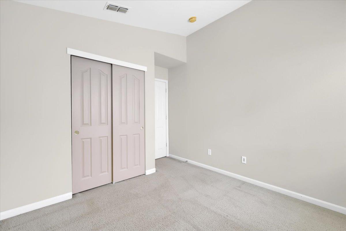 604 Carpenter Way