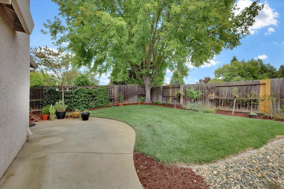 604 Carpenter Way