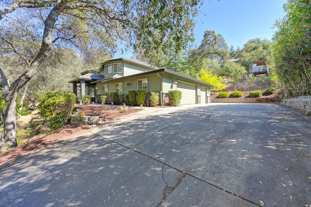 180 Hidden Creek Drive