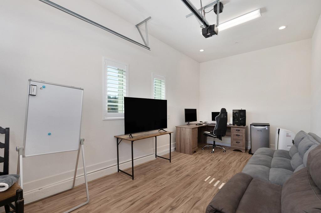 100 Nisenan Valley Court