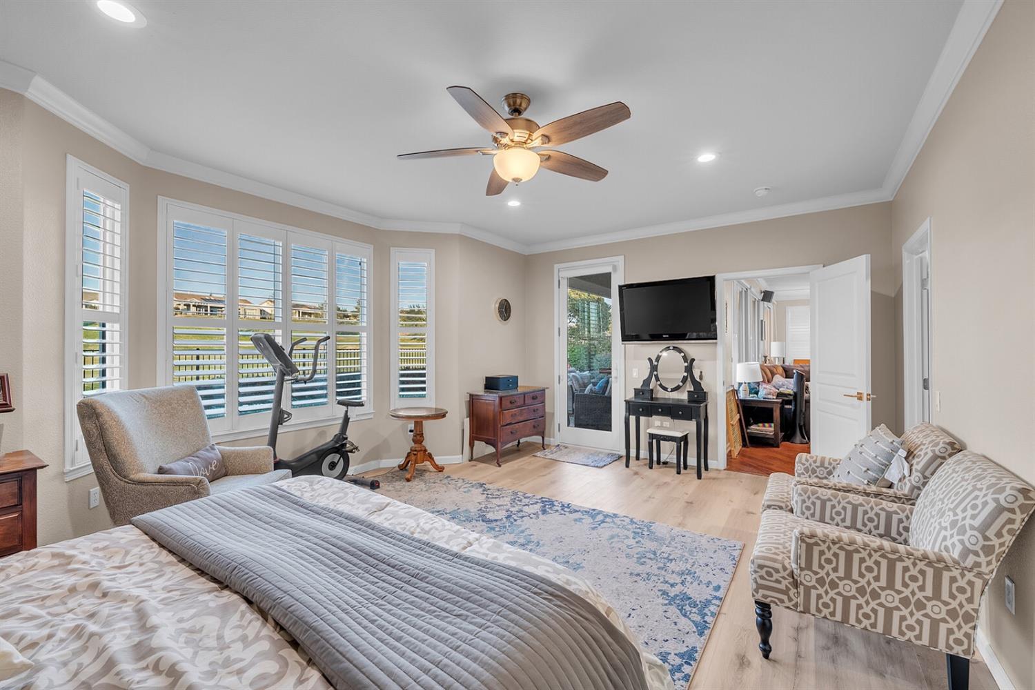 1868 Carnelian Court