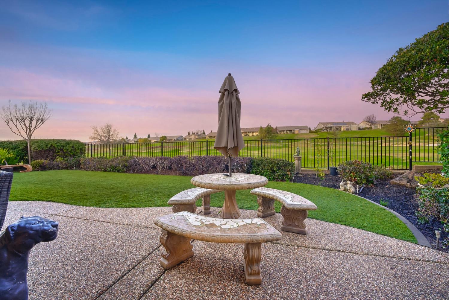 1868 Carnelian Court