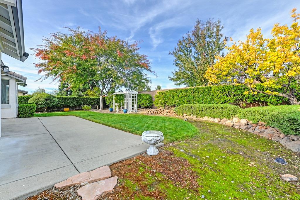 2440 Fountain Hill Loop