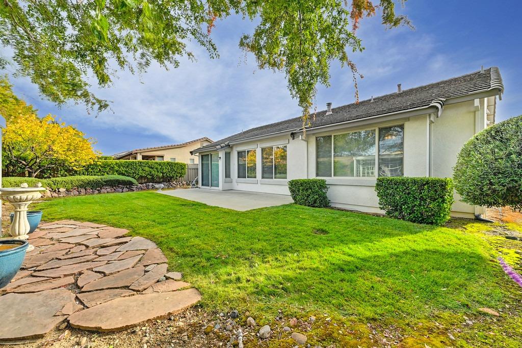 2440 Fountain Hill Loop