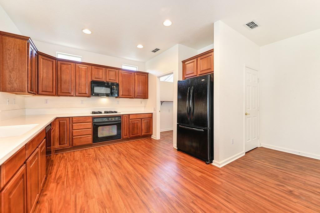 2440 Fountain Hill Loop