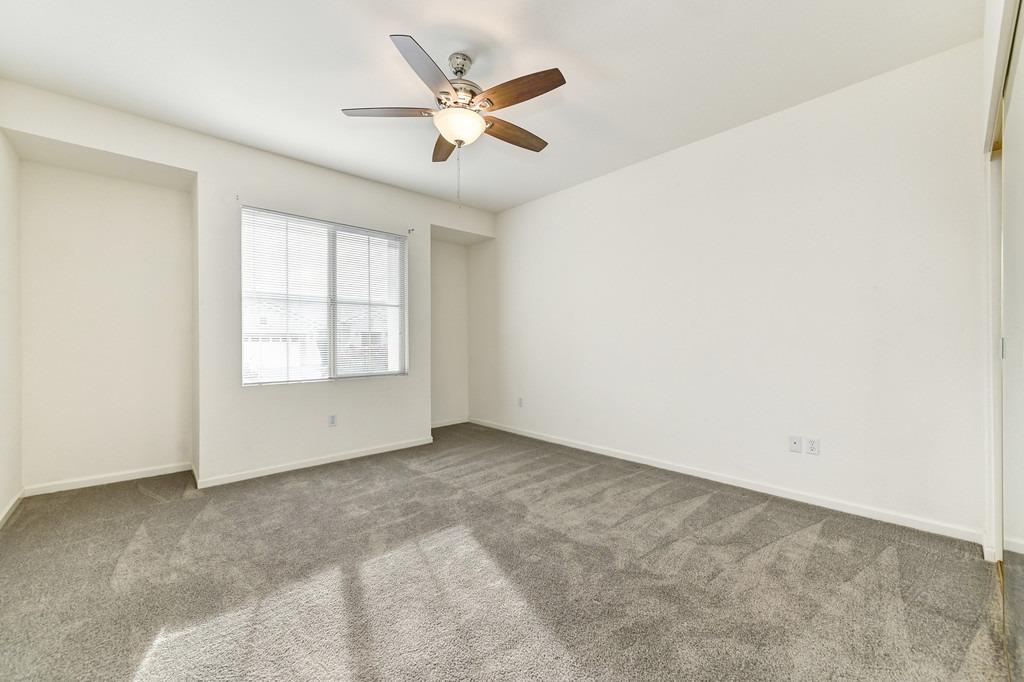 2440 Fountain Hill Loop