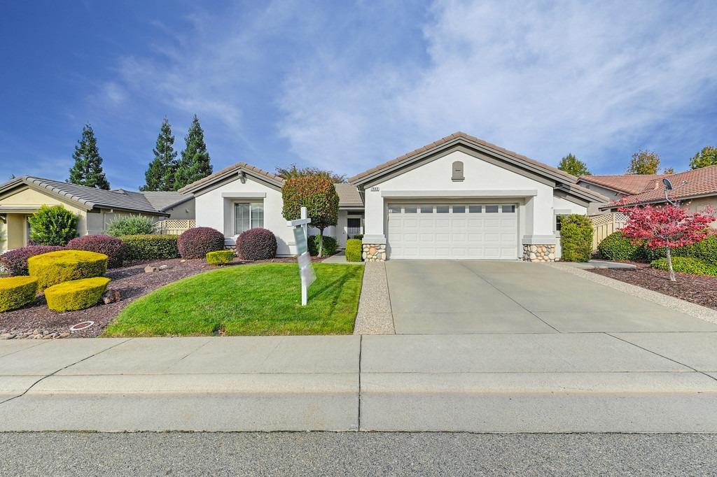 2440 Fountain Hill Loop