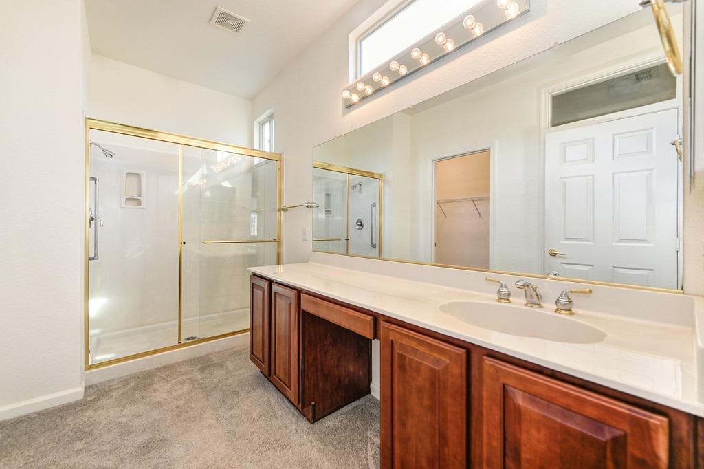 2440 Fountain Hill Loop