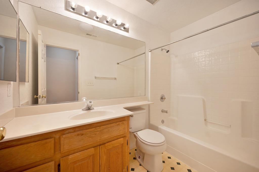 4617 Stuart Place