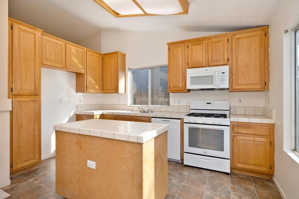 4617 Stuart Place