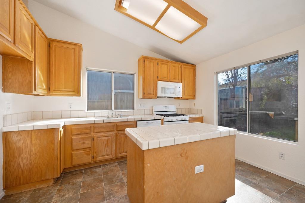 4617 Stuart Place