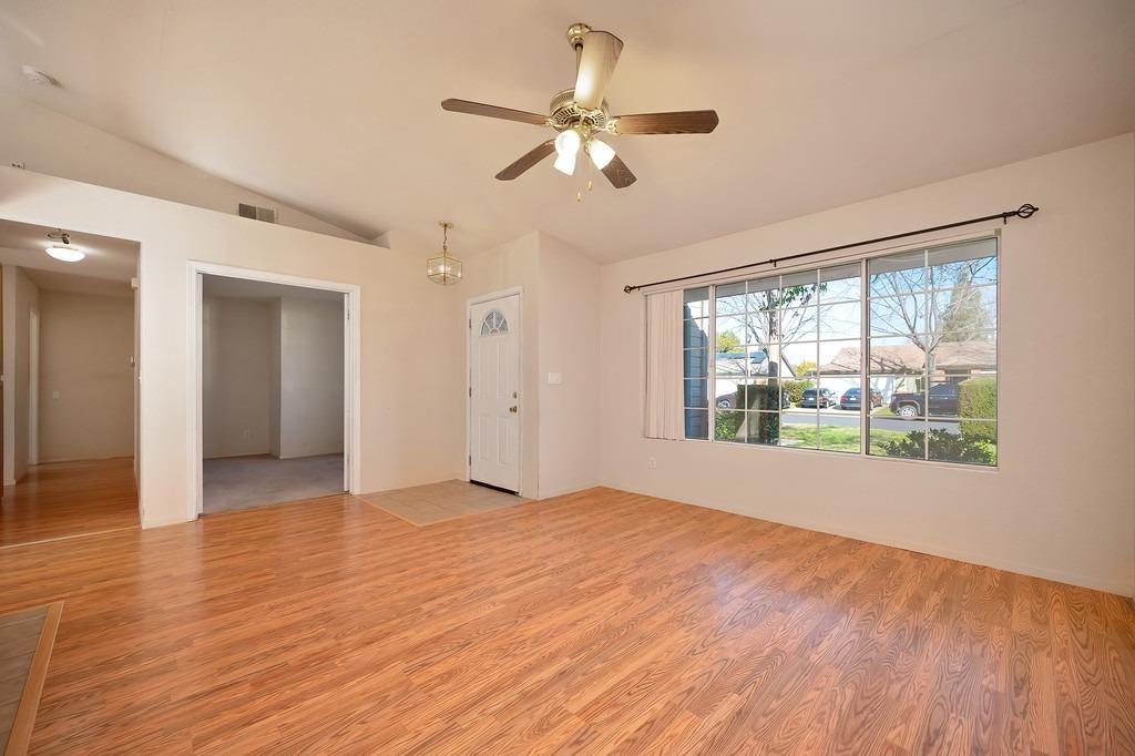 4617 Stuart Place
