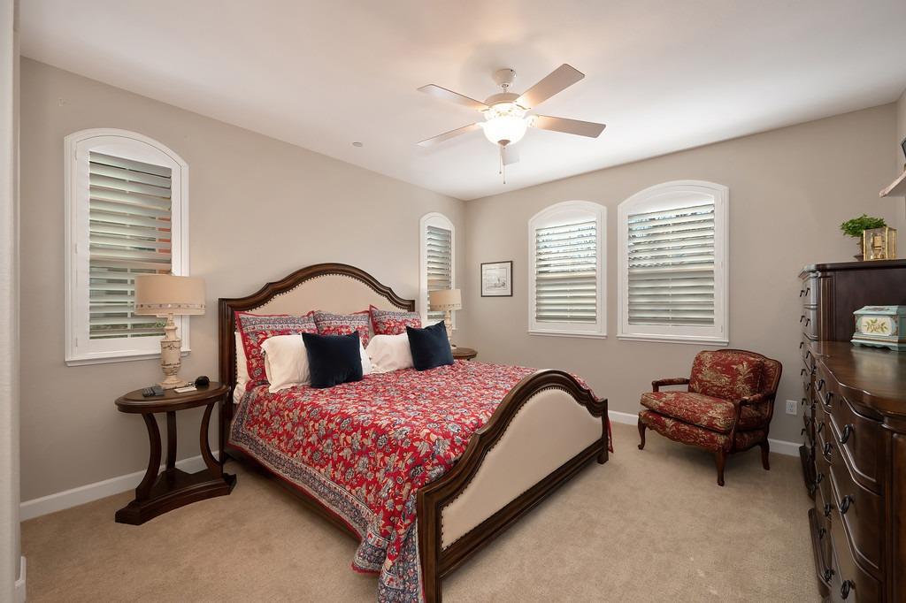 1528 Marseille Lane