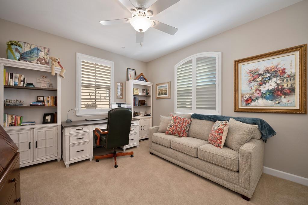 1528 Marseille Lane