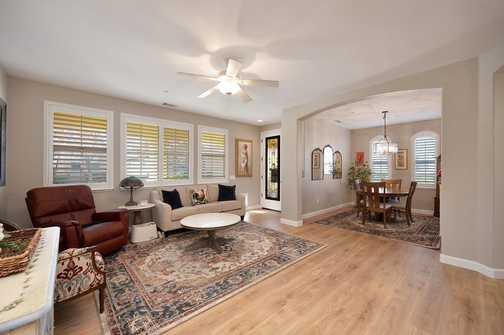 1528 Marseille Lane