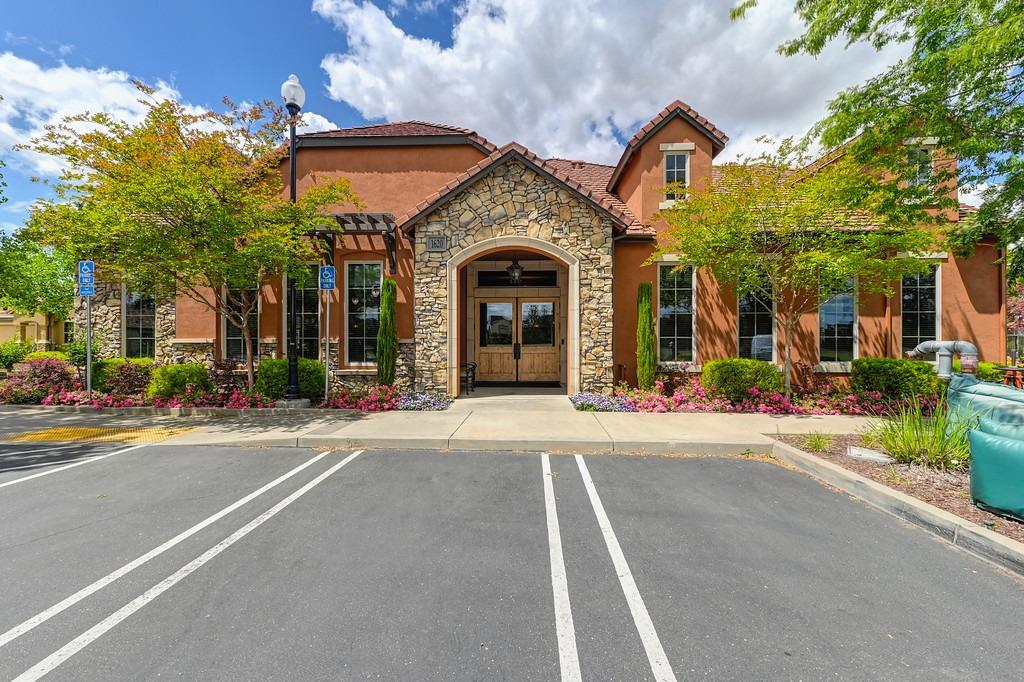1528 Marseille Lane