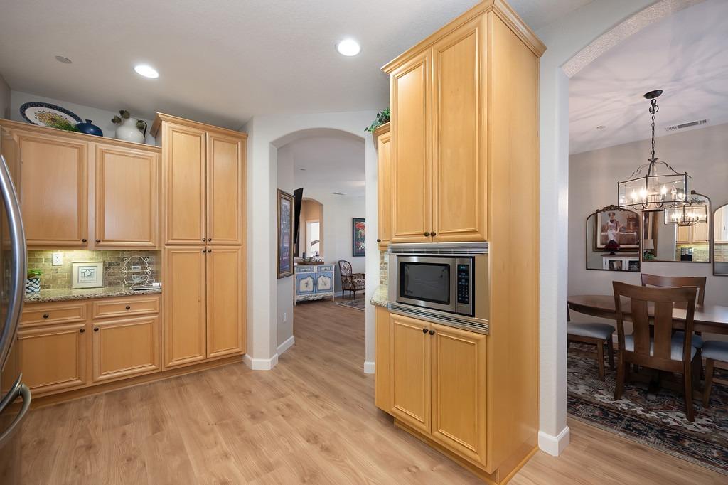 1528 Marseille Lane