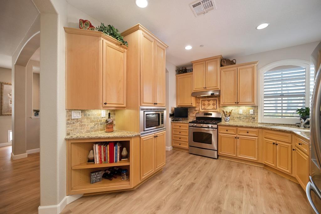 1528 Marseille Lane