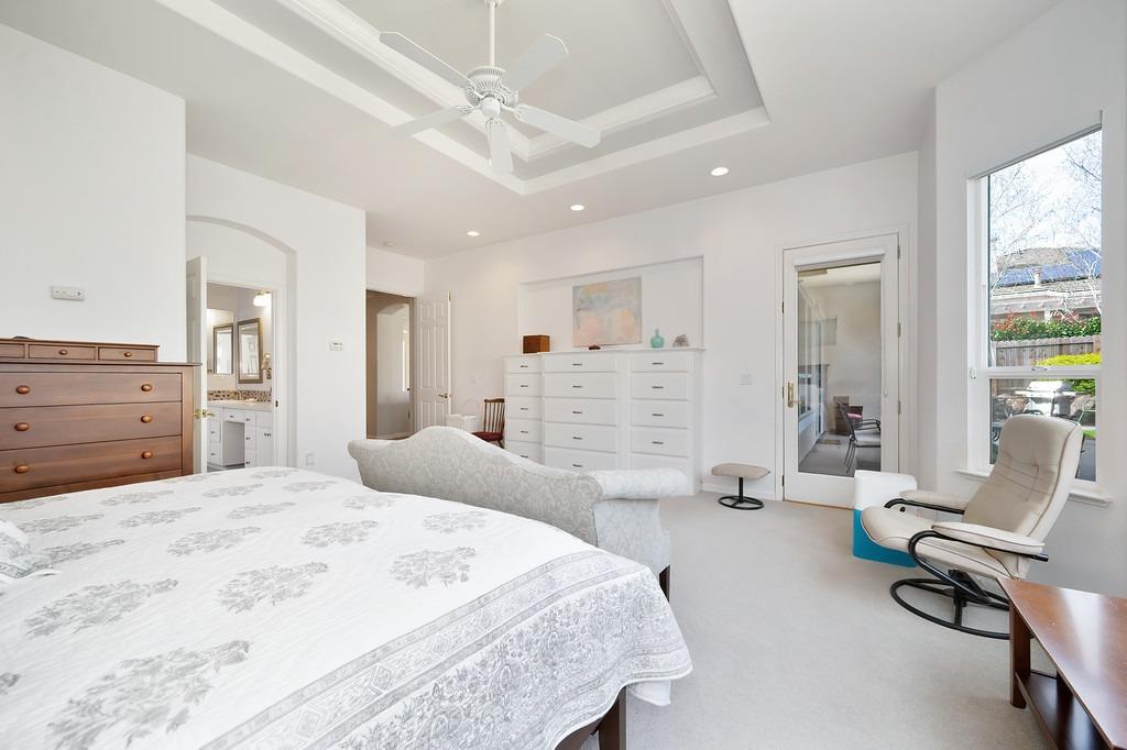 11005 Blue Wing Place