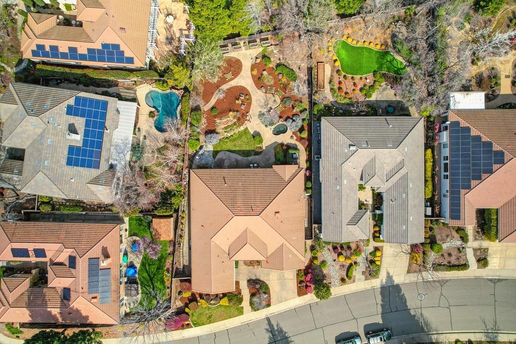 11005 Blue Wing Place