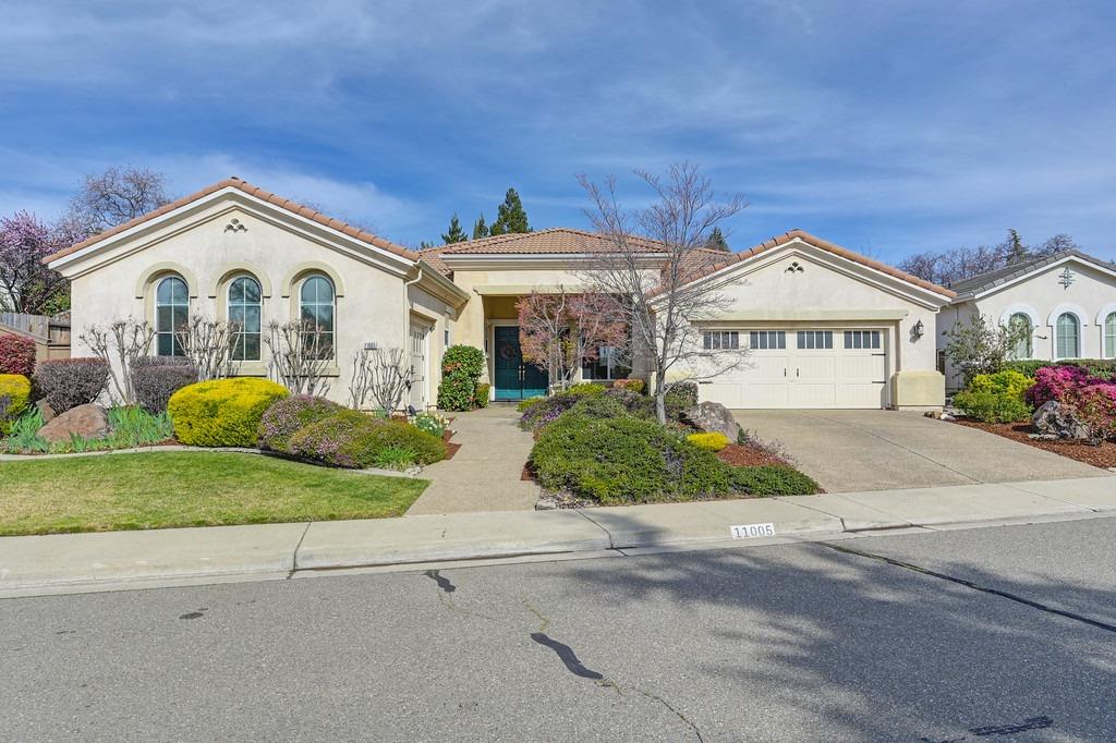 11005 Blue Wing Place