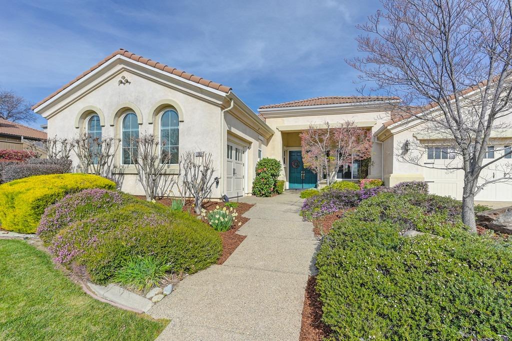 11005 Blue Wing Place