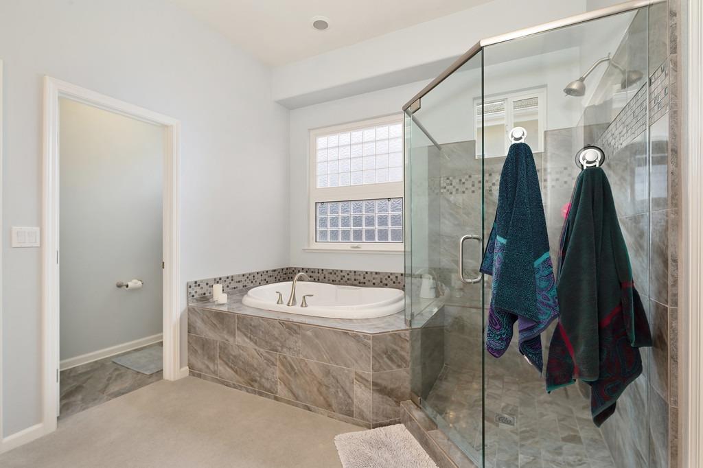 11005 Blue Wing Place