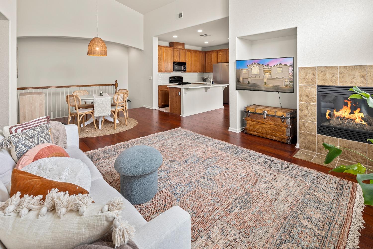 1000 Sierra View Circle 1