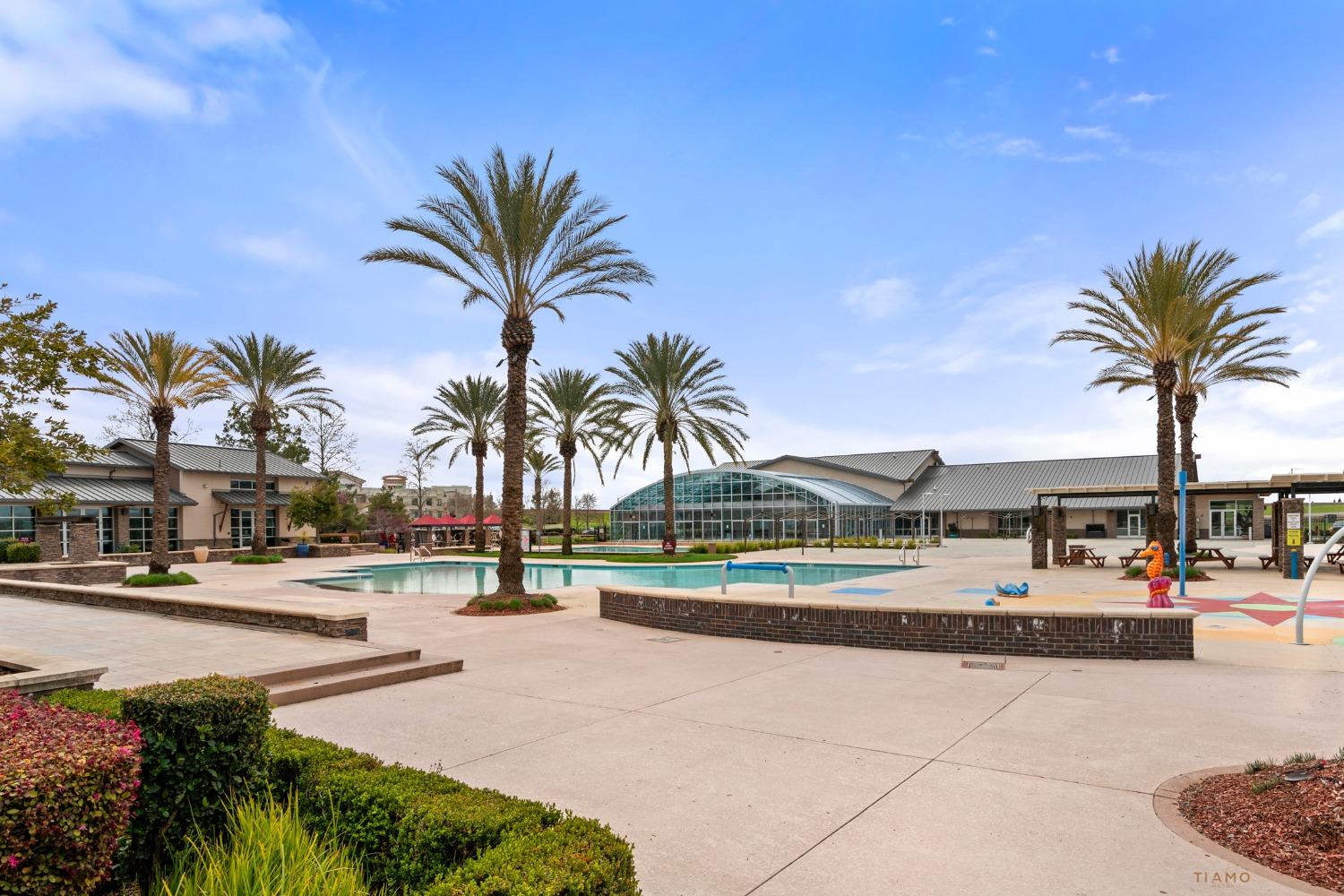 1000 Sierra View Circle 1