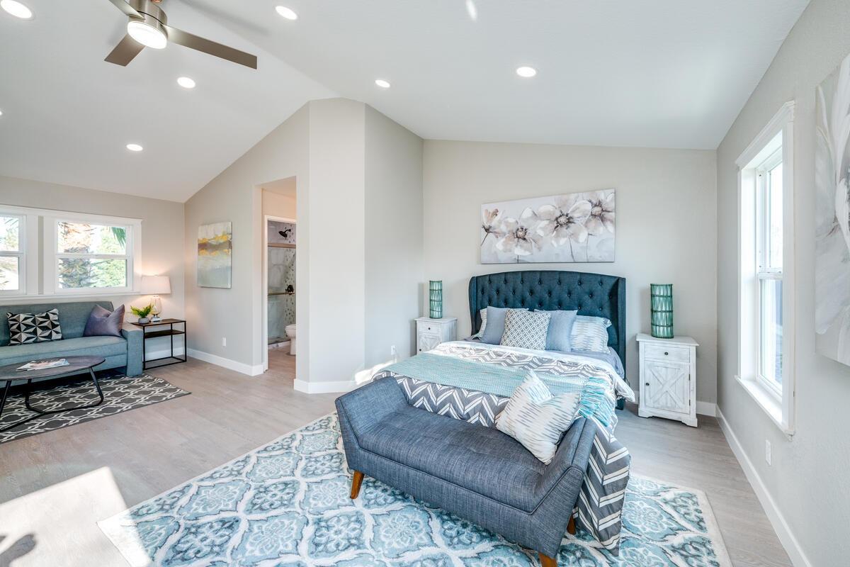 1065 Old Mill Cir