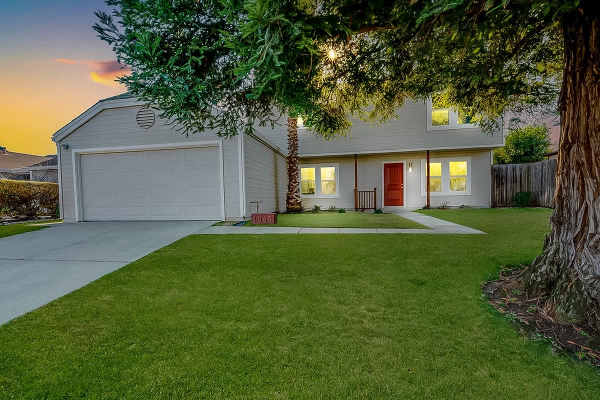 1065 Old Mill Cir