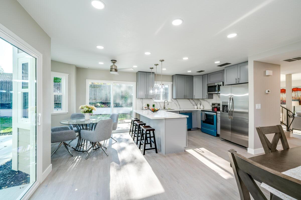 1065 Old Mill Cir