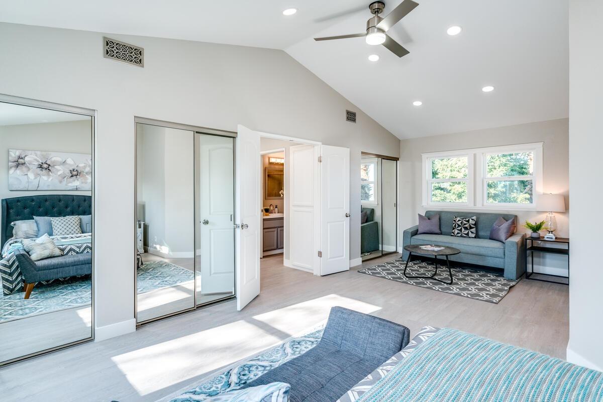 1065 Old Mill Cir