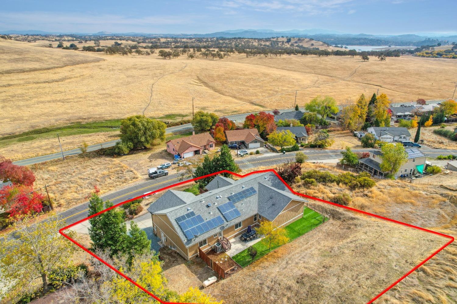 4213 Lakeview Drive
