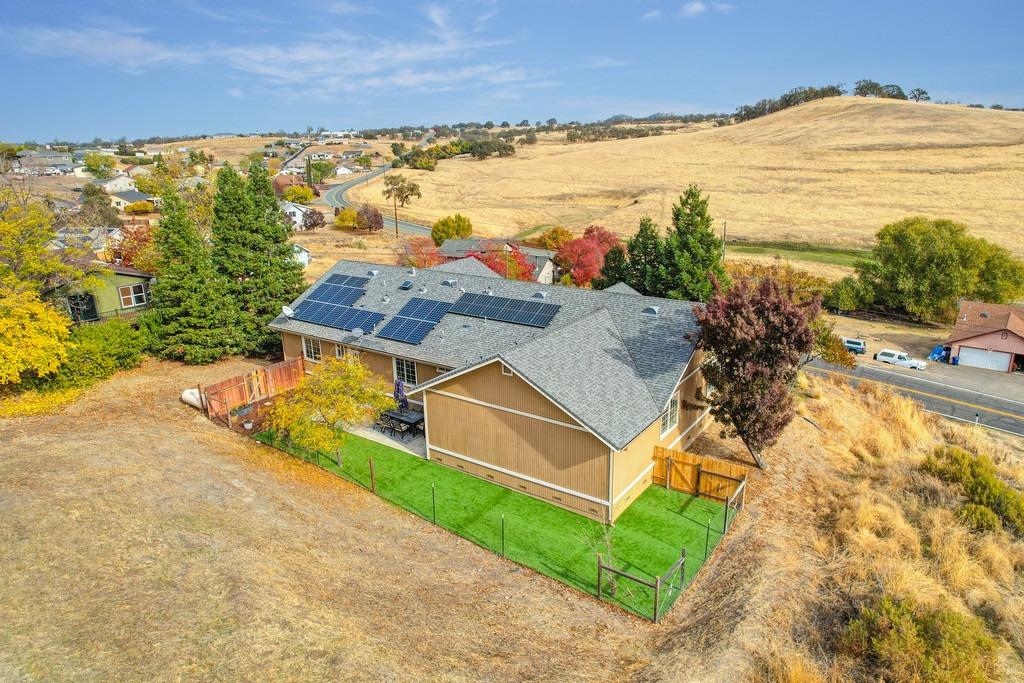 4213 Lakeview Drive