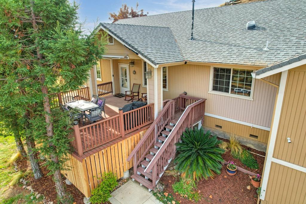4213 Lakeview Drive