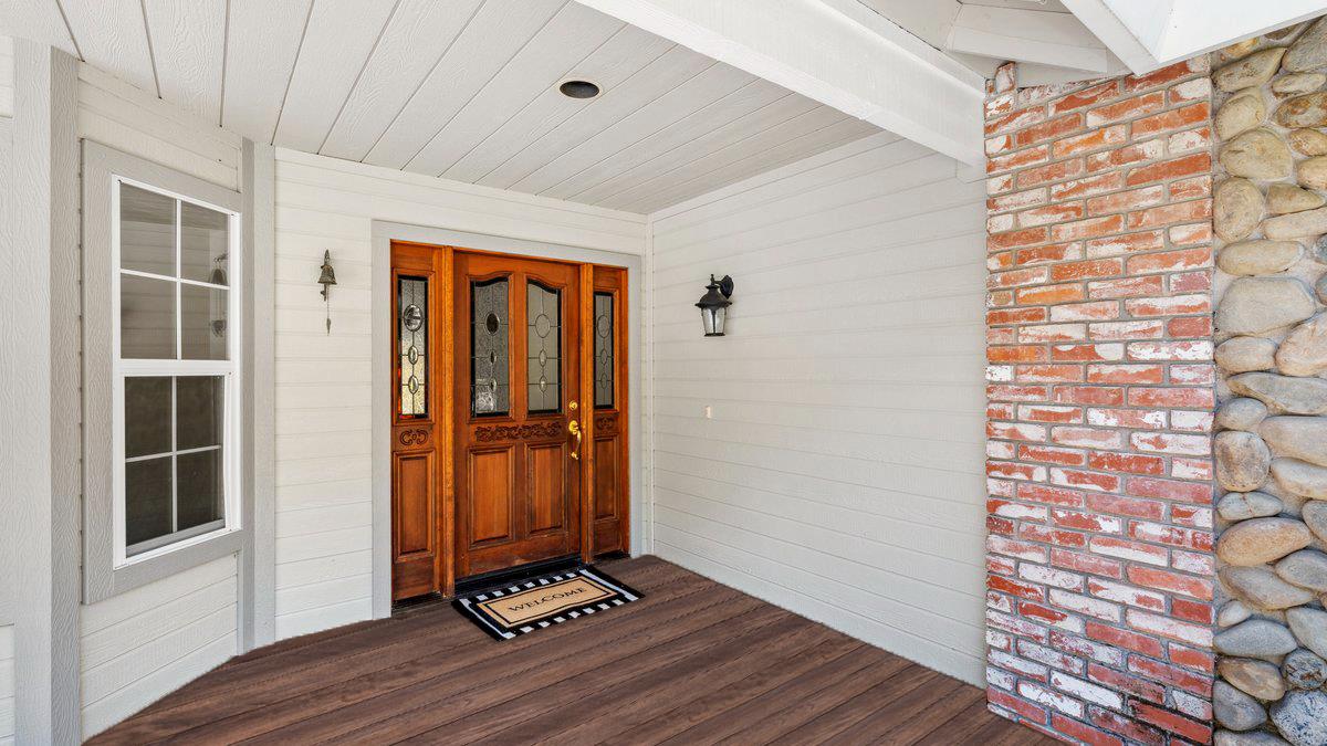 10577 Rim View Circle