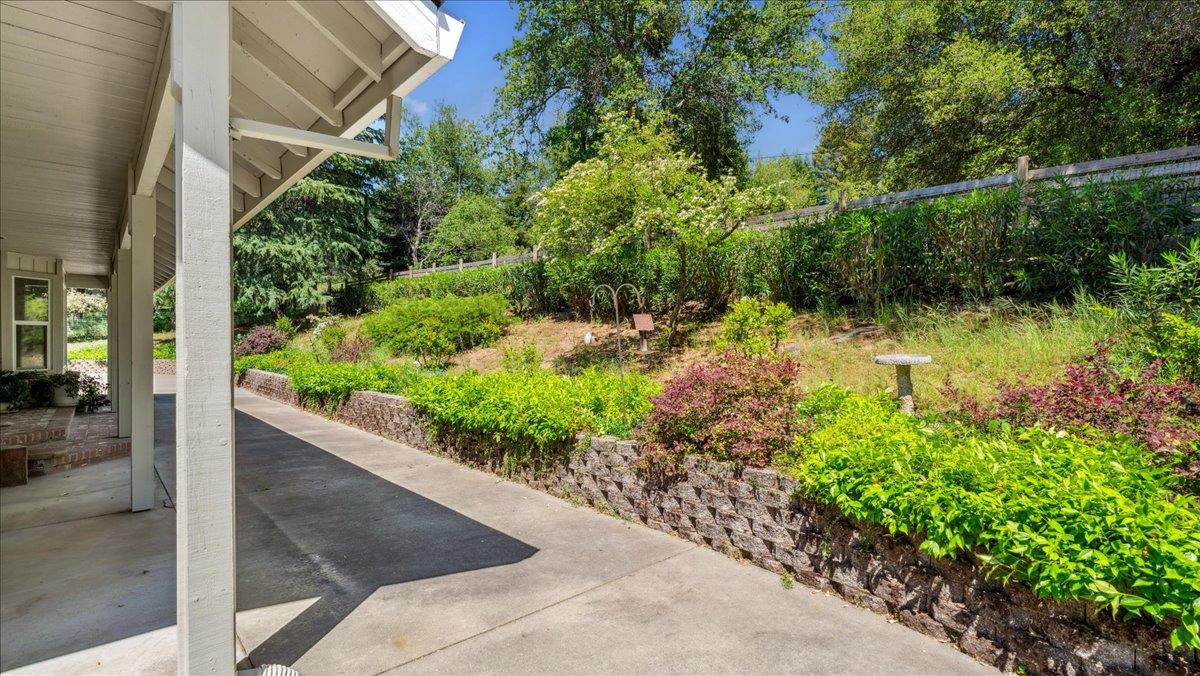10577 Rim View Circle