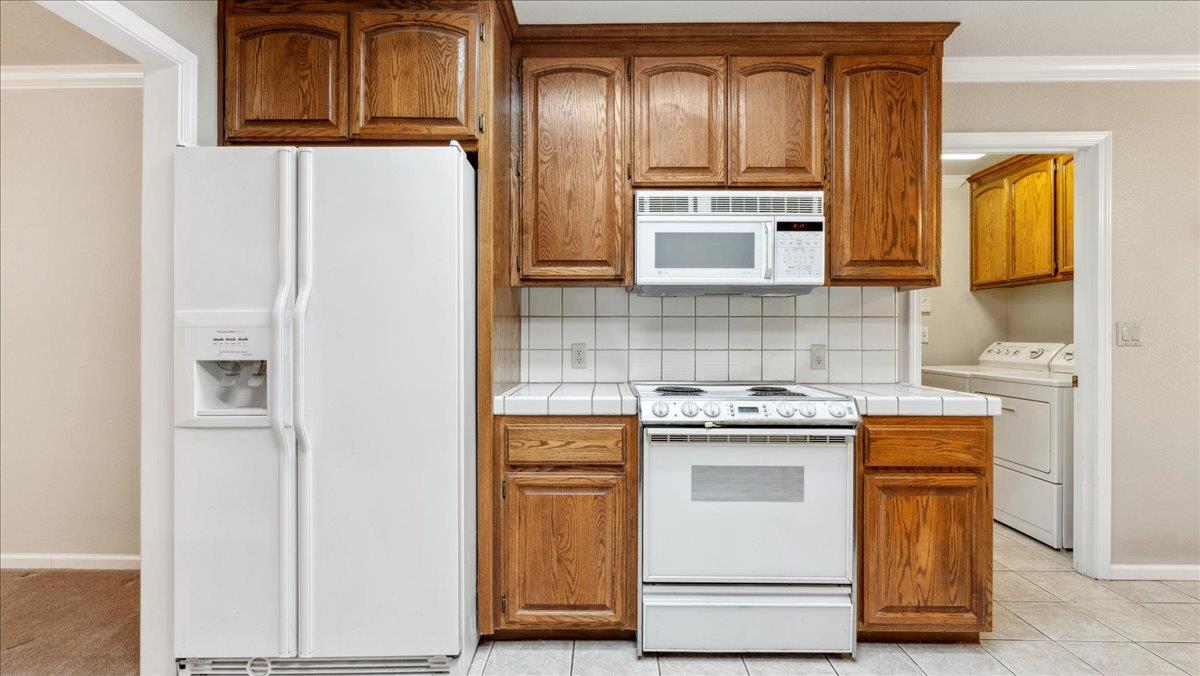 10577 Rim View Circle