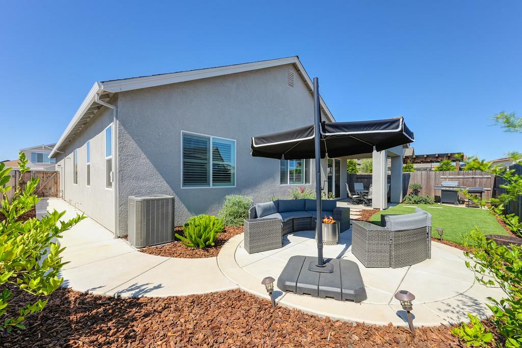 5073 Cardero Way