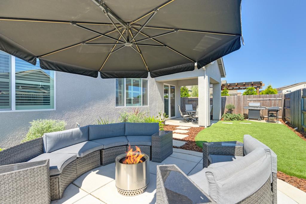 5073 Cardero Way