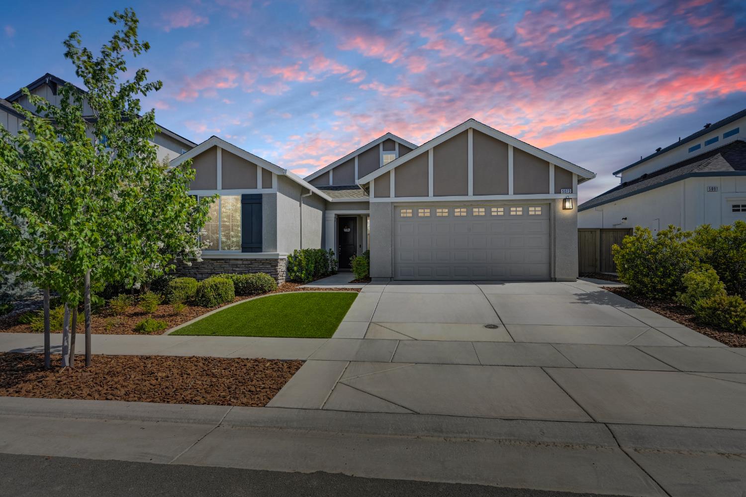 5073 Cardero Way