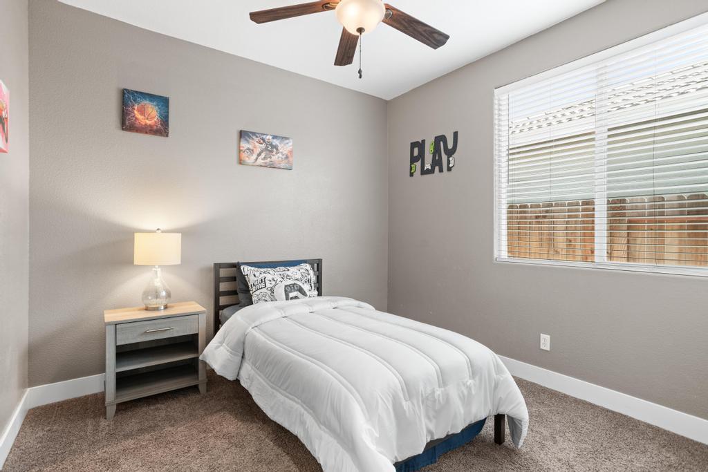 557 Darlington Way