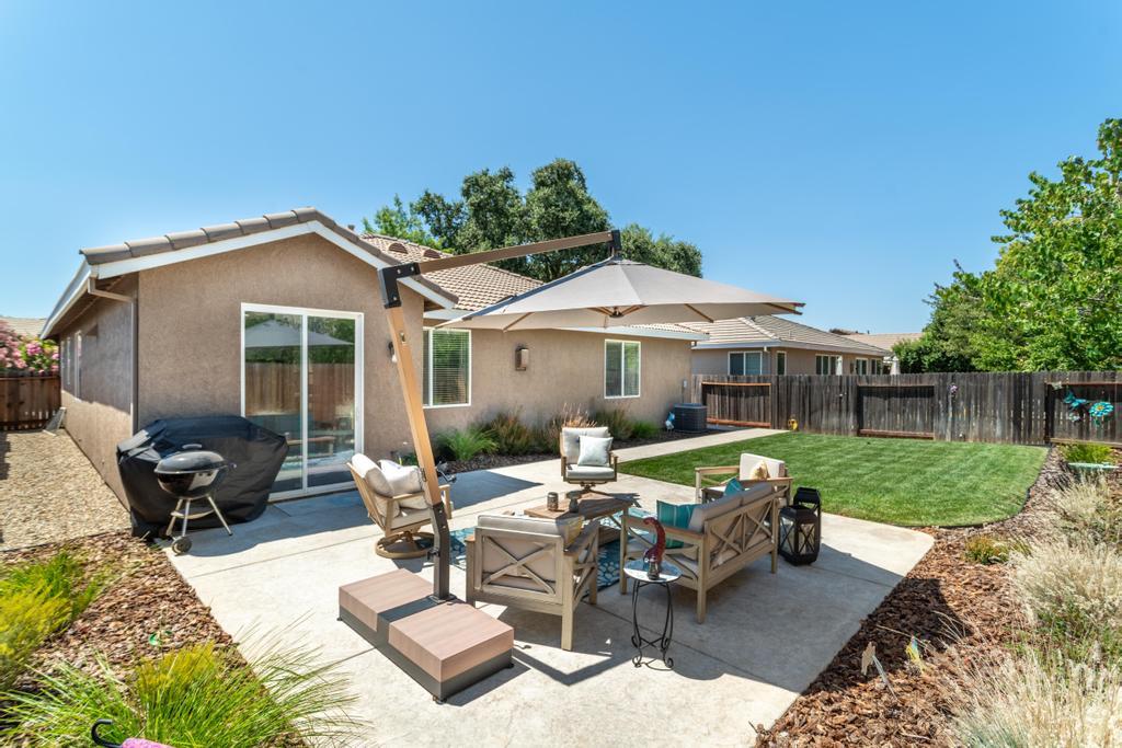 557 Darlington Way