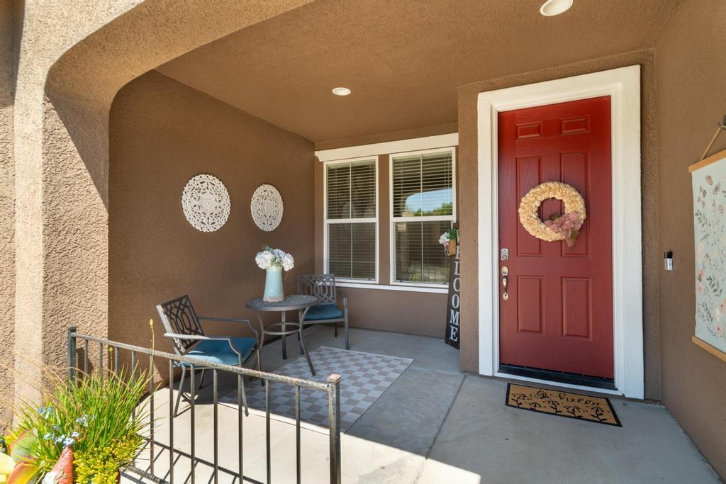 557 Darlington Way